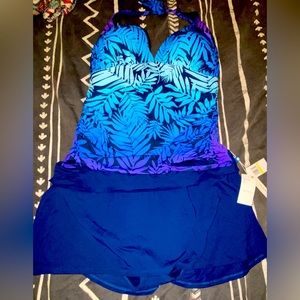 NWT Women’s size 18W tankini